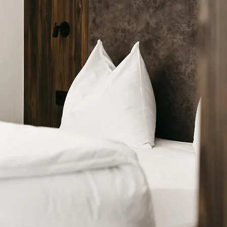 Nepomuk Bed & Breakfast *